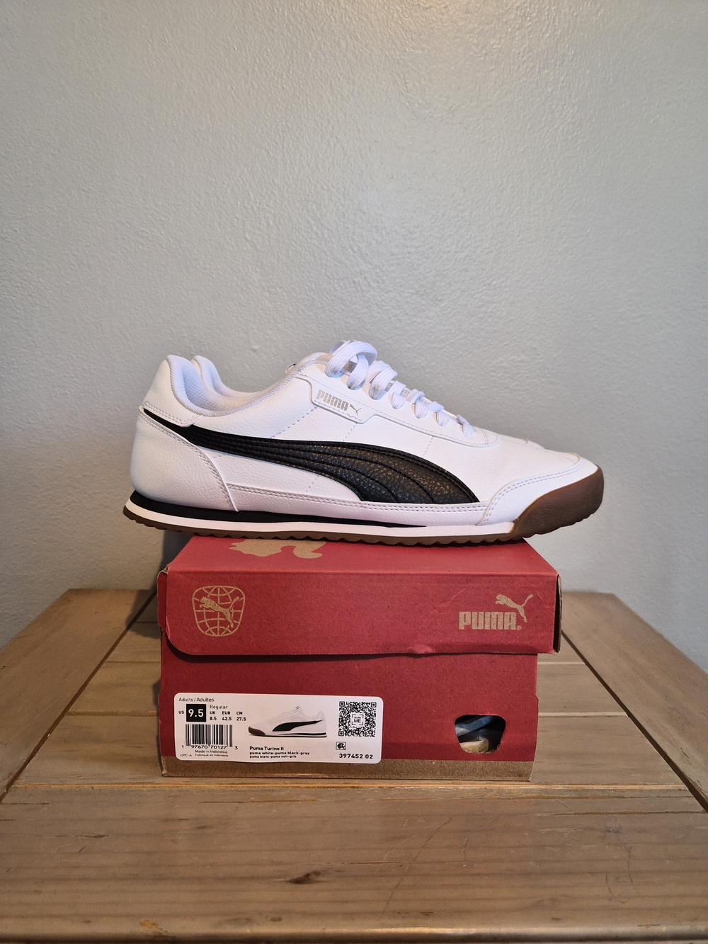 Puma Men’s White & Black Turino II Sneaker